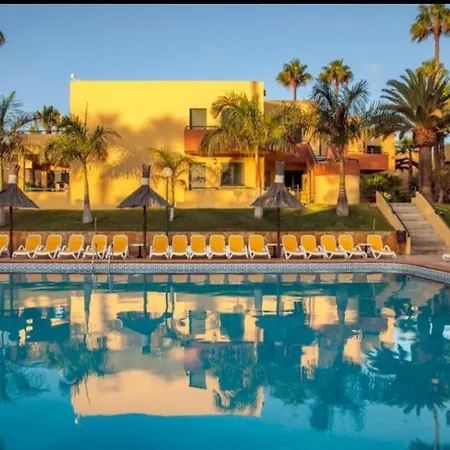 Apartament Walking To The *